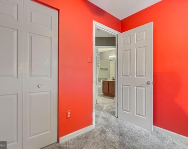 35 Roger Court - Photo Thumbnail 14