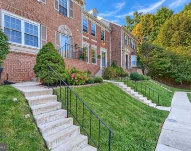 35 Roger Court - Photo Thumbnail 1