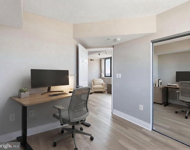 414 Water Street - Photo Thumbnail 10