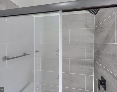 1120 Montpelier Street - Photo Thumbnail 9