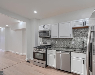 1120 Montpelier Street - Photo Thumbnail 4