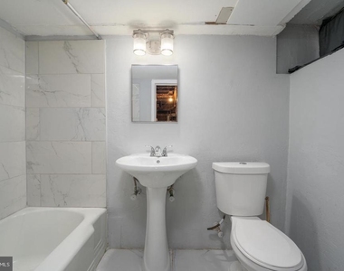 3050 Mayfield Avenue - Photo Thumbnail 16