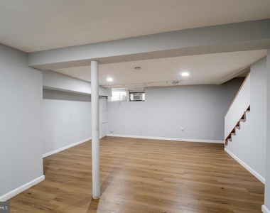 3050 Mayfield Avenue - Photo Thumbnail 14