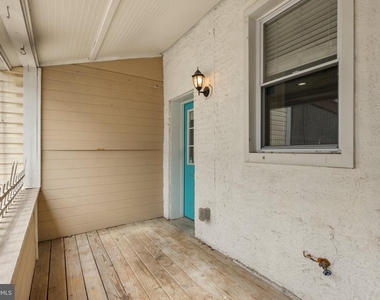539 W 27th Street W - Photo Thumbnail 28