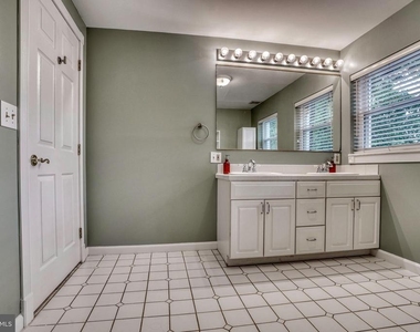 1504 Byrd St - Photo Thumbnail 28