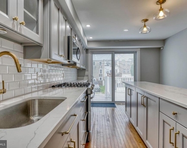 1504 Byrd St - Photo Thumbnail 7