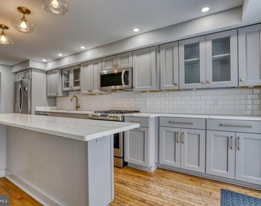 1504 Byrd St - Photo Thumbnail 6