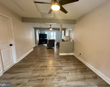 1252 Generals Highway - Photo Thumbnail 3