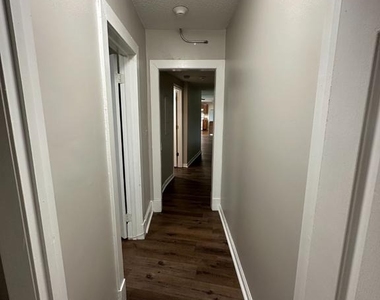32 West Street - Photo Thumbnail 16