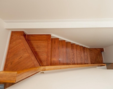 2407 Bolton Lane - Photo Thumbnail 16
