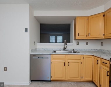 2407 Bolton Lane - Photo Thumbnail 24