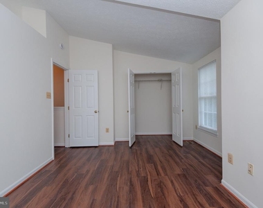 2407 Bolton Lane - Photo Thumbnail 8
