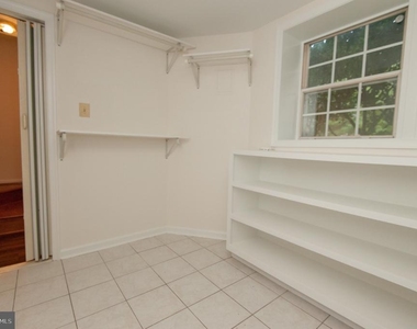2407 Bolton Lane - Photo Thumbnail 35