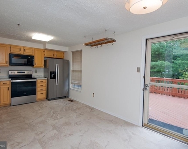 2407 Bolton Lane - Photo Thumbnail 22