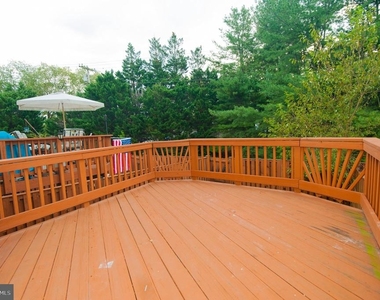 2407 Bolton Lane - Photo Thumbnail 30
