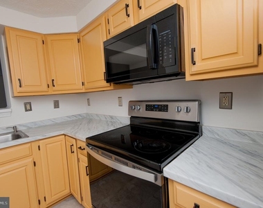 2407 Bolton Lane - Photo Thumbnail 27