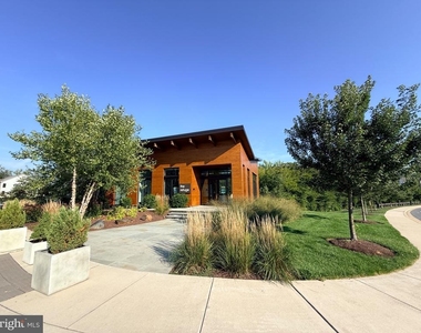 3347 Watershed Boulevard - Photo Thumbnail 19