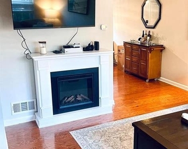 619 Genessee Street - Photo Thumbnail 2