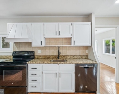 1741 Havre De Grace Drive - Photo Thumbnail 2