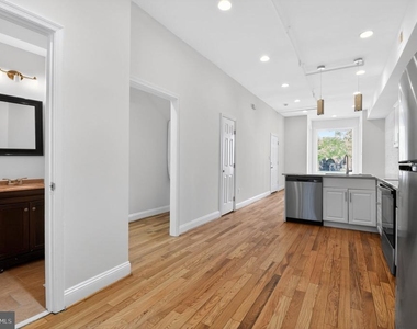 1707 N N Capitol Street Ne - Photo Thumbnail 6