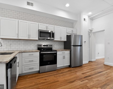 1707 N N Capitol Street Ne - Photo Thumbnail 3