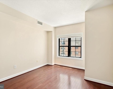 1111 25th Street Nw - Photo Thumbnail 15