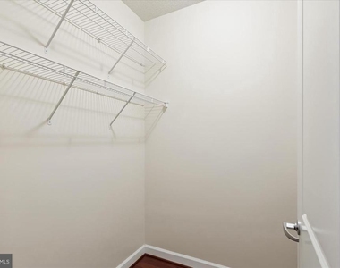 1111 25th Street Nw - Photo Thumbnail 17