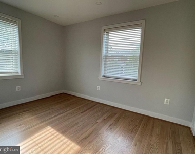 1311 Allison Street Ne - Photo Thumbnail 16