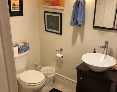 1745 Lanier Place Nw - Photo Thumbnail 16