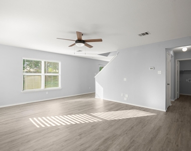 2202 Cottontail Dr - Photo Thumbnail 2