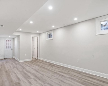 5916 8th Street Ne - Photo Thumbnail 18