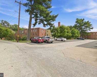 3923 Pennsylvania Avenue Se - Photo Thumbnail 23