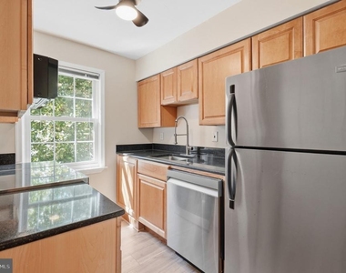 3923 Pennsylvania Avenue Se - Photo Thumbnail 9