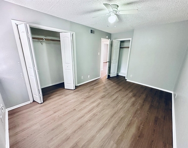 5500 Rose Hill Cir - Photo Thumbnail 19