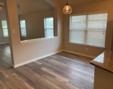 1441 Rainbow Parke Dr - Photo Thumbnail 17