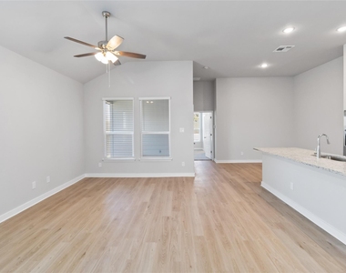 992 Staglin St - Photo Thumbnail 11