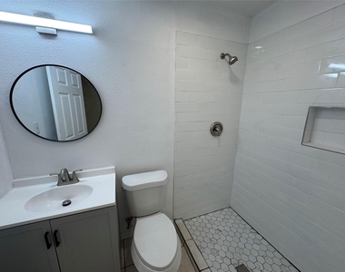 128 Coers Cir - Photo Thumbnail 10
