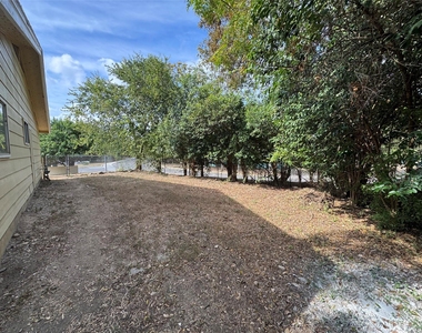 128 Coers Cir - Photo Thumbnail 13