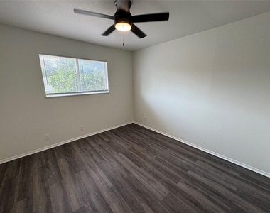 128 Coers Cir - Photo Thumbnail 7