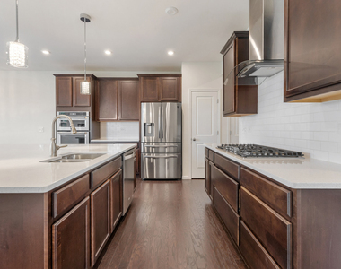 483 Watercress Drive - Photo Thumbnail 7