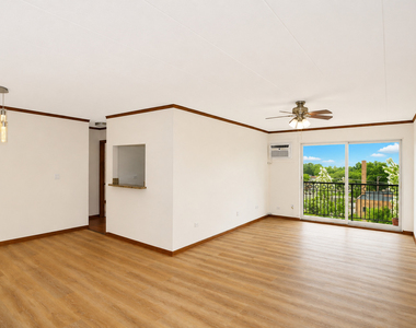 6490 N Northwest Highway - Photo Thumbnail 3