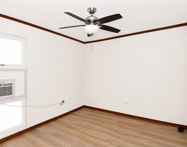 6490 N Northwest Highway - Photo Thumbnail 15