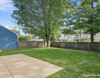 1240 Huntington Drive - Photo Thumbnail 27