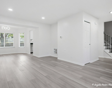 1240 Huntington Drive - Photo Thumbnail 6