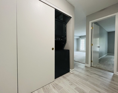 520 Biesterfield Road - Photo Thumbnail 10