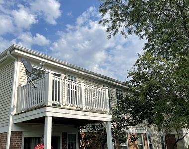 238 Green Knoll Lane - Photo Thumbnail 17
