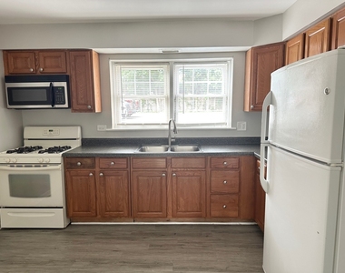 3400 Maple Avenue - Photo Thumbnail 1