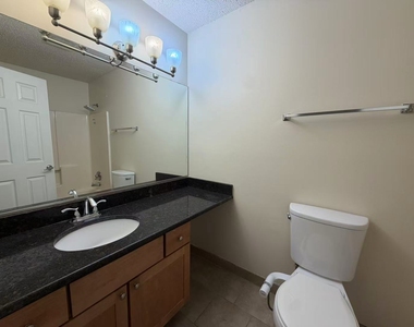 1330 Brook Street - Photo Thumbnail 7