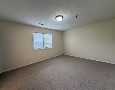 1330 Brook Street - Photo Thumbnail 12