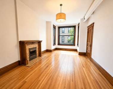 2528 W Iowa Street - Photo Thumbnail 1